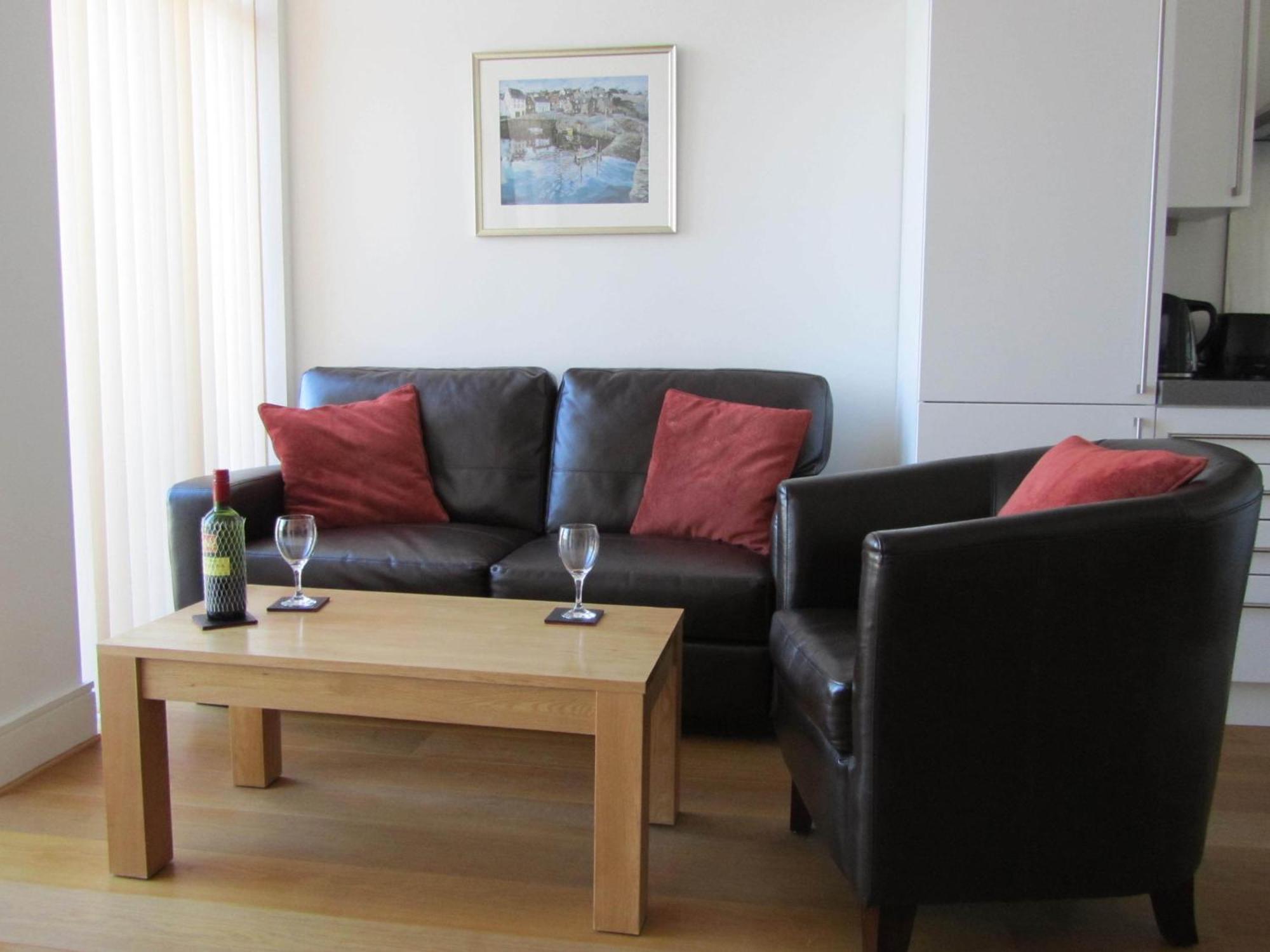 אינברנס Bridge Street Apartments מראה חיצוני תמונה