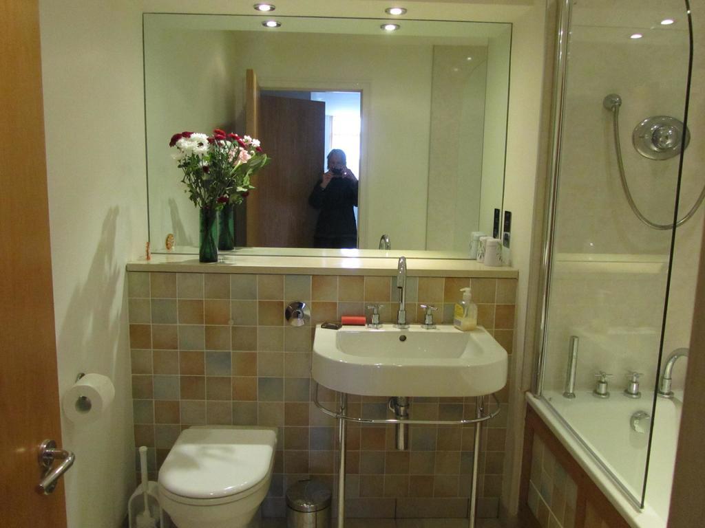 אינברנס Bridge Street Apartments מראה חיצוני תמונה