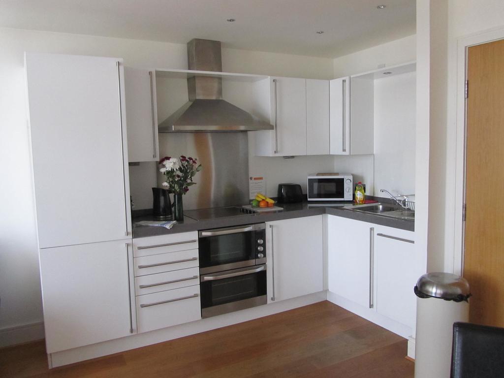 אינברנס Bridge Street Apartments מראה חיצוני תמונה